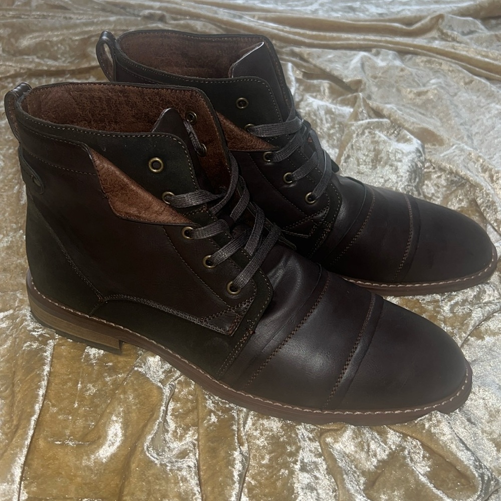 Steve Madden Sigmund Boots